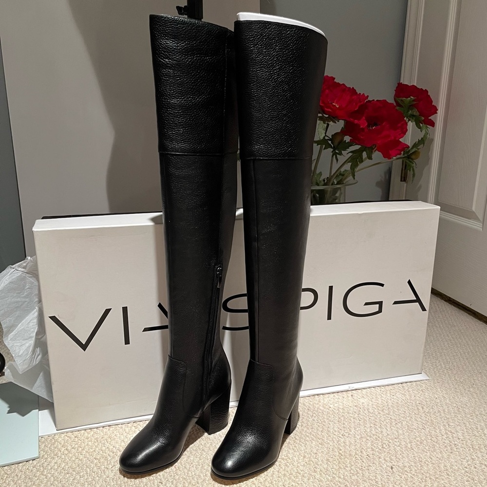 NEW Via Spiga Beline Black Pebbled Leather Over The Knee Boots Sz 5.5 NIB - Picture 3 of 16